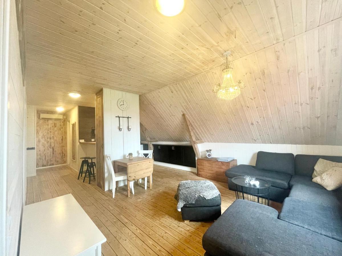 Laegenhet Foer Stoerre Saellskap Naera Gekas I Ullared Leilighet Vessigebro Eksteriør bilde